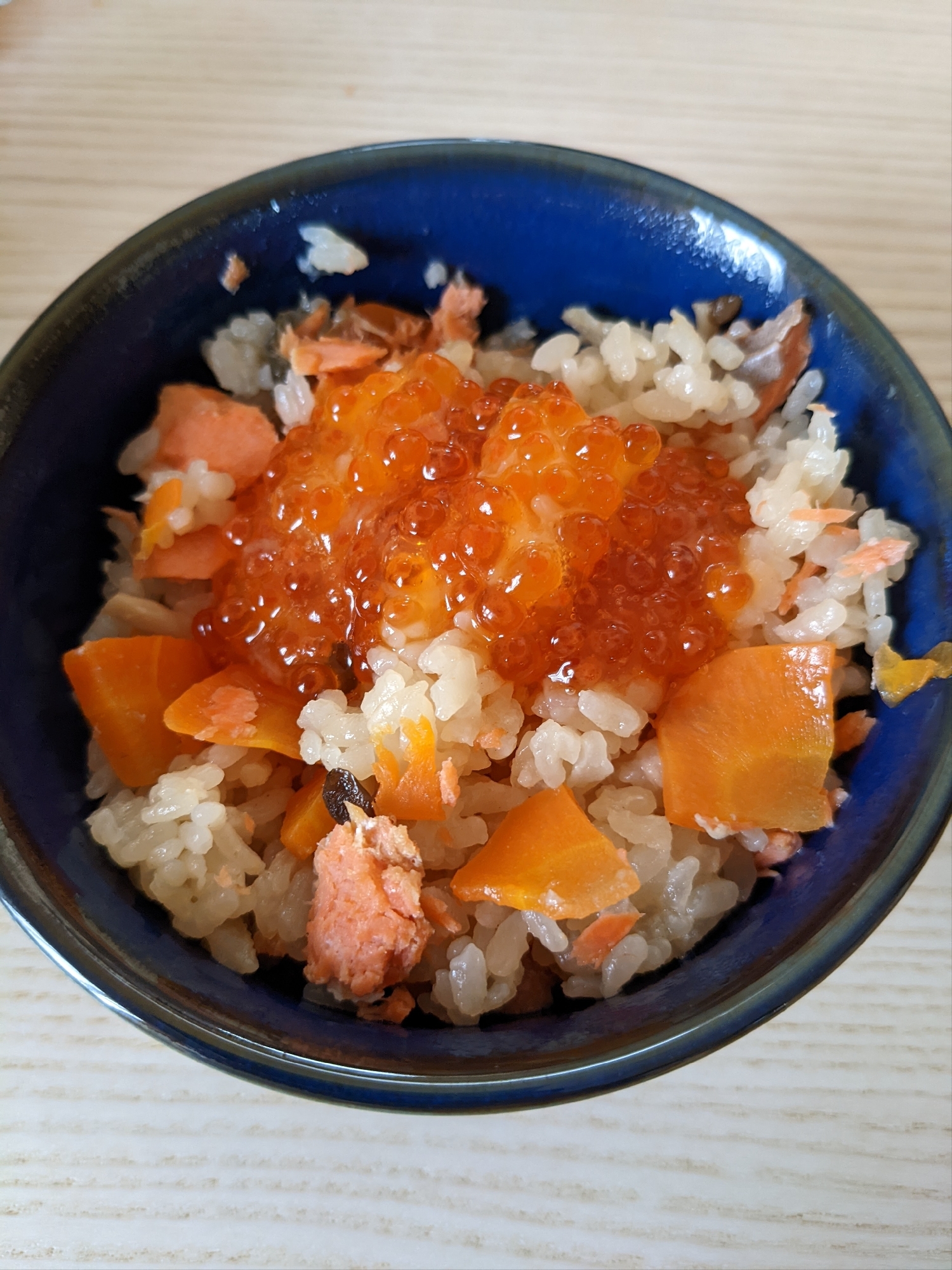 鮭といくらのはらこ炊き込みご飯！