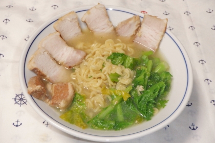 mint74さん、はいさい♪
わさび菜入りのラーメンというのが新鮮で良いですね。
簡単に作れてとても美味しかったです♪
ご馳走様でした。