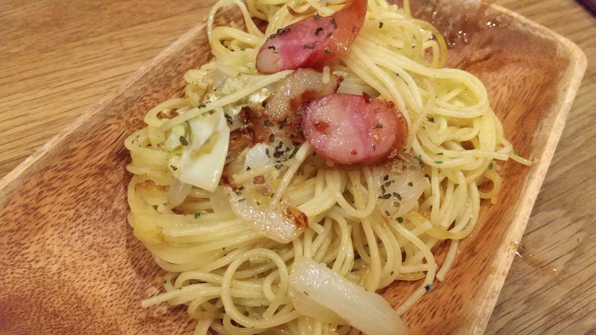 アヒージョからのペペロンチーノ風 ホットプレートで レシピ 作り方 By まつごろう 楽天レシピ アヒージョからのペペロンチーノ風 ホットプレートで レシピ 作り方 By まつごろう 楽天レシピ