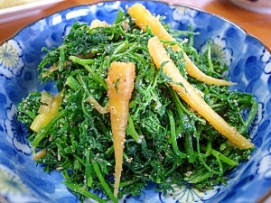 にんじん葉っぱのごま和え