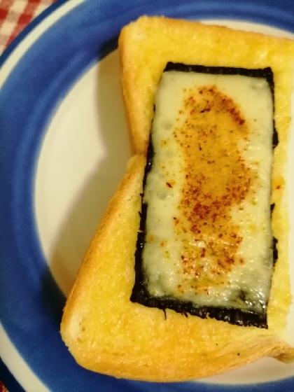 海苔チーズのピリ辛マヨトースト