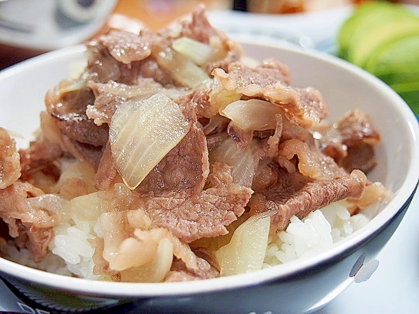 ダシダを使った牛丼