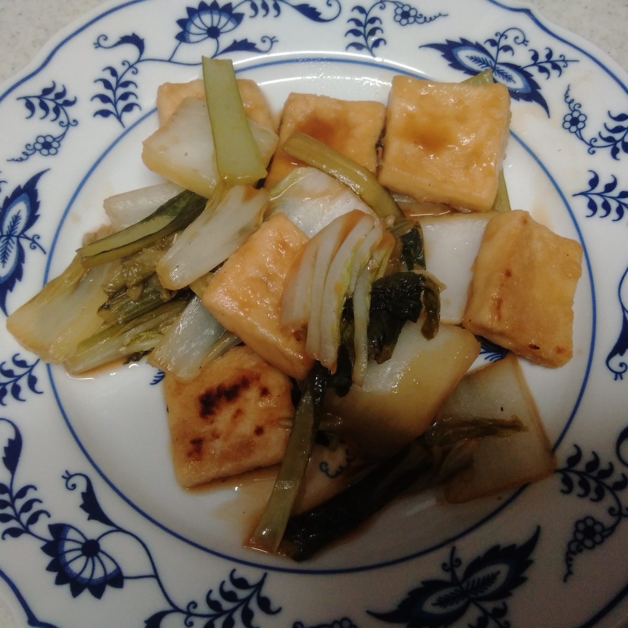 高野豆腐と白菜、小松菜の甘酢炒め