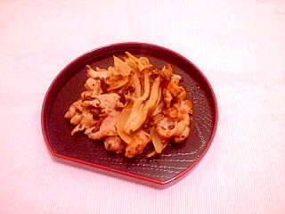 紫蘇風味♪豚小間と玉葱の味噌炒め
