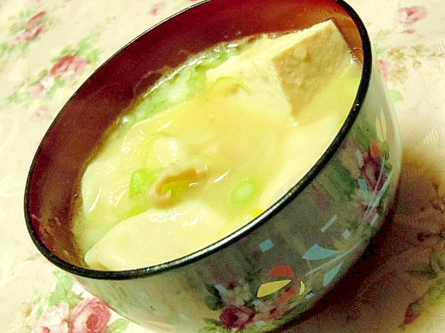 玉葱氷ｄｅ❤コク有る豆腐と水餃子の大蒜スープ❤