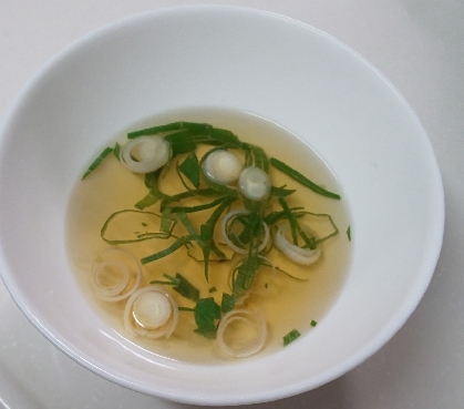 kamisuoさん、こんばんは✨レポありがとうございます♥️夕飯にねぎ醤油スープ作りました♪簡単でおいしかったです！素敵なレシピありがとうございます♡
