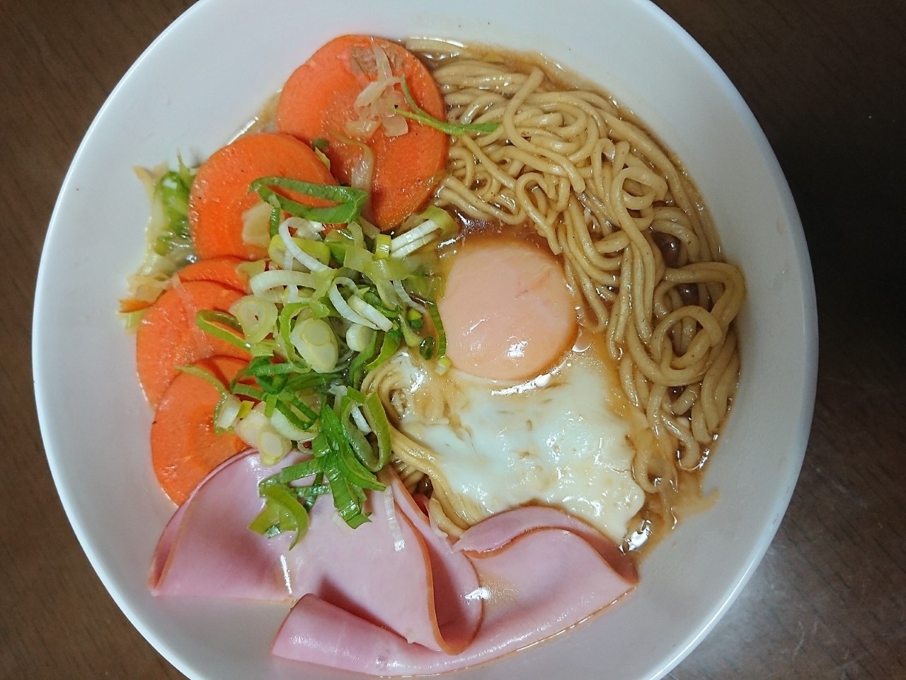 栄養価高く、楽に、美味しく作るインスタントラーメン