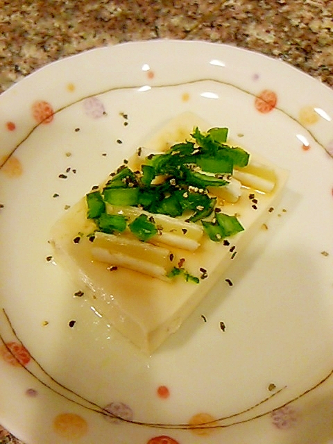 トリュフ風味のチーズ豆腐