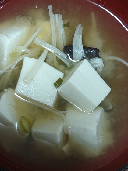 豆腐とえのきネギの味噌汁