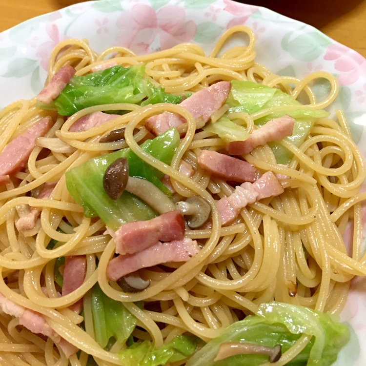 キャベツとベーコンの和風パスタ