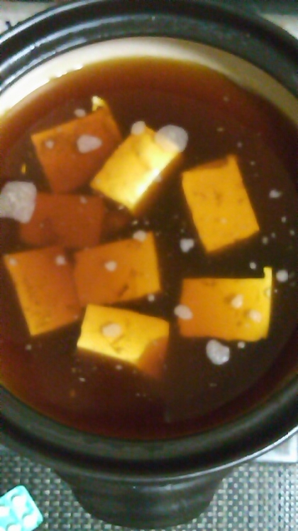 18日 お腹こわしていて温かい物を食べたくて作らせていただきました♪♪色は濃いですが醤油なしでもとても美味しかったです(*^o^*)有り難うございました＜m(_