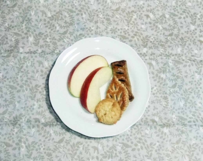 りんごとお菓子で
美味しいおやつタイムでした♬
レシピありがとうございました♡
=^_^=