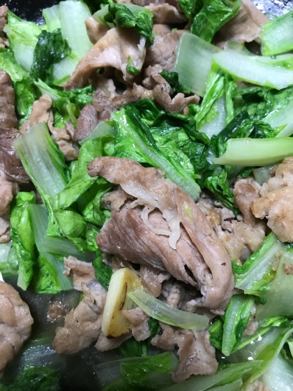 シンプルが美味しい♡山東菜と豚肉の塩にんにく炒め