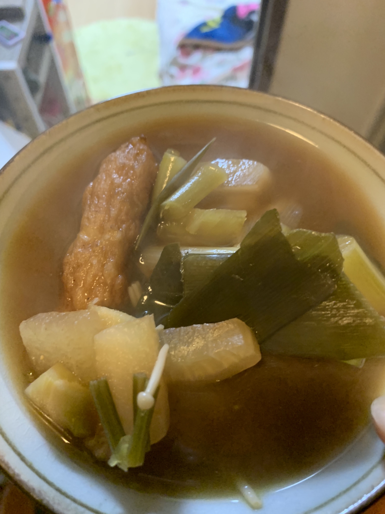 蕪と練物の野菜にんにく味噌スープ