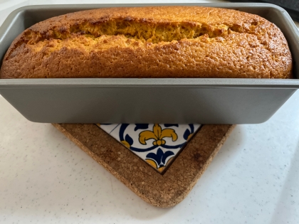 混ぜるだけでカンタン♪　にんじんケーキ☆