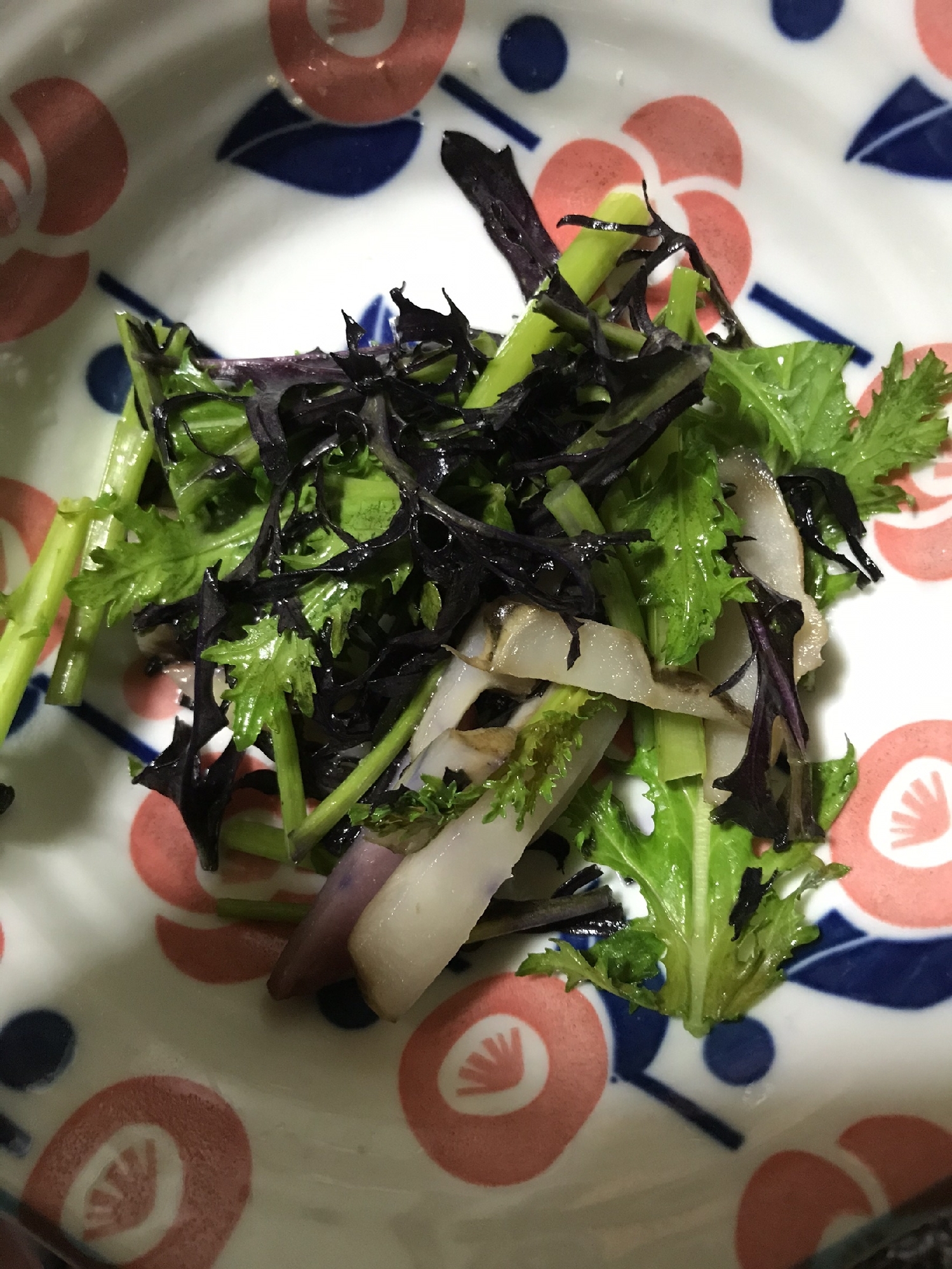 水菜と菊芋のサラダ