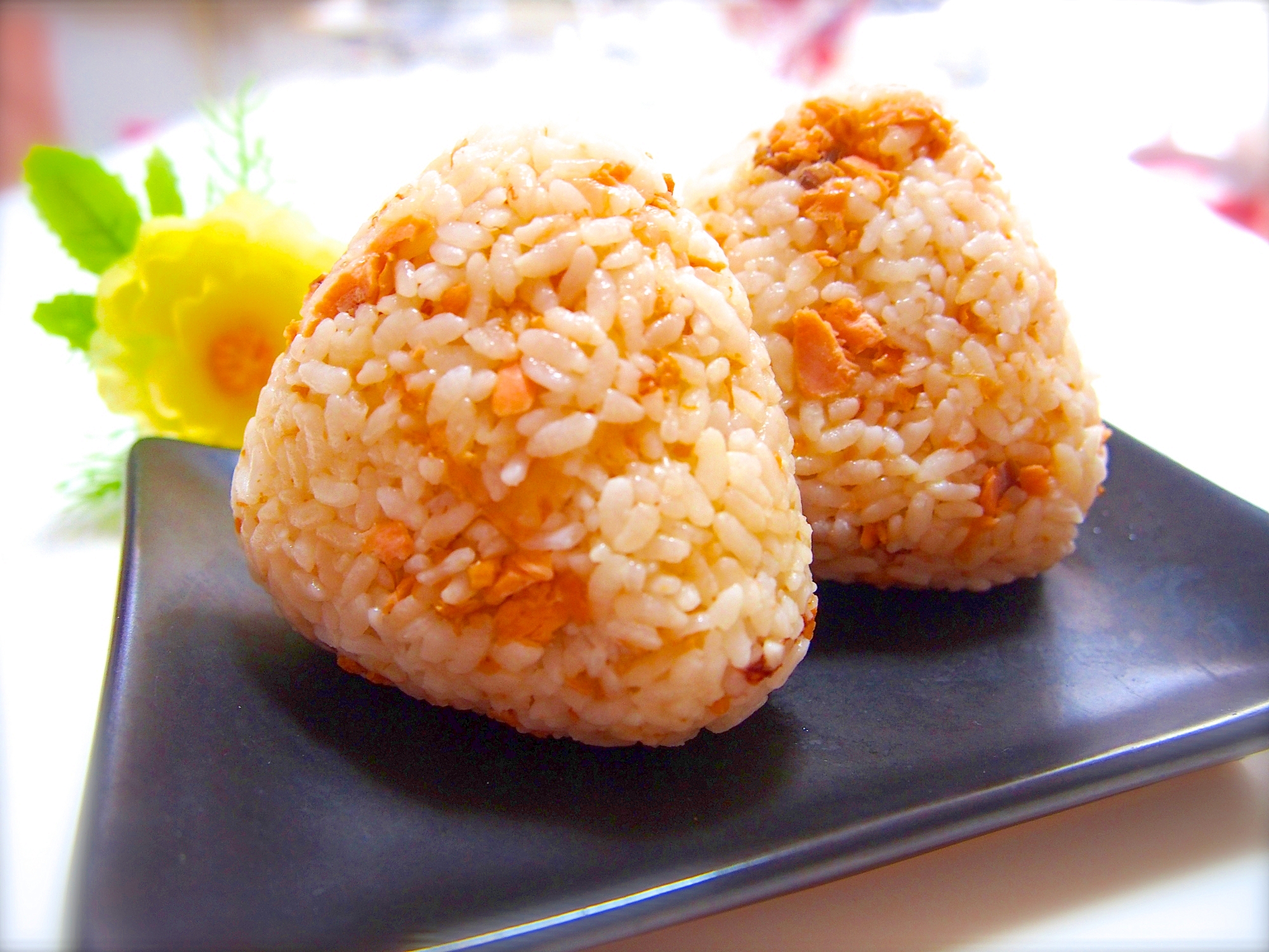 無添加おにぎり♡を食そうの会①焼き鮭とおかかお握り