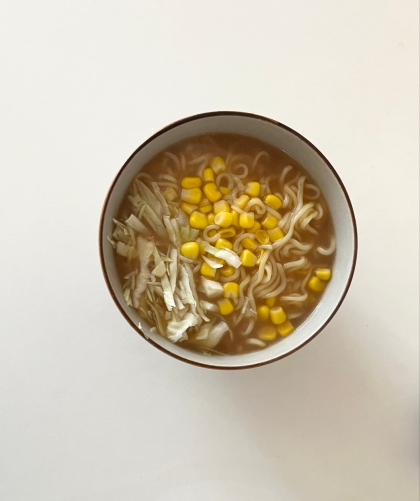 コーン溶けるチーズ♪ラーメン