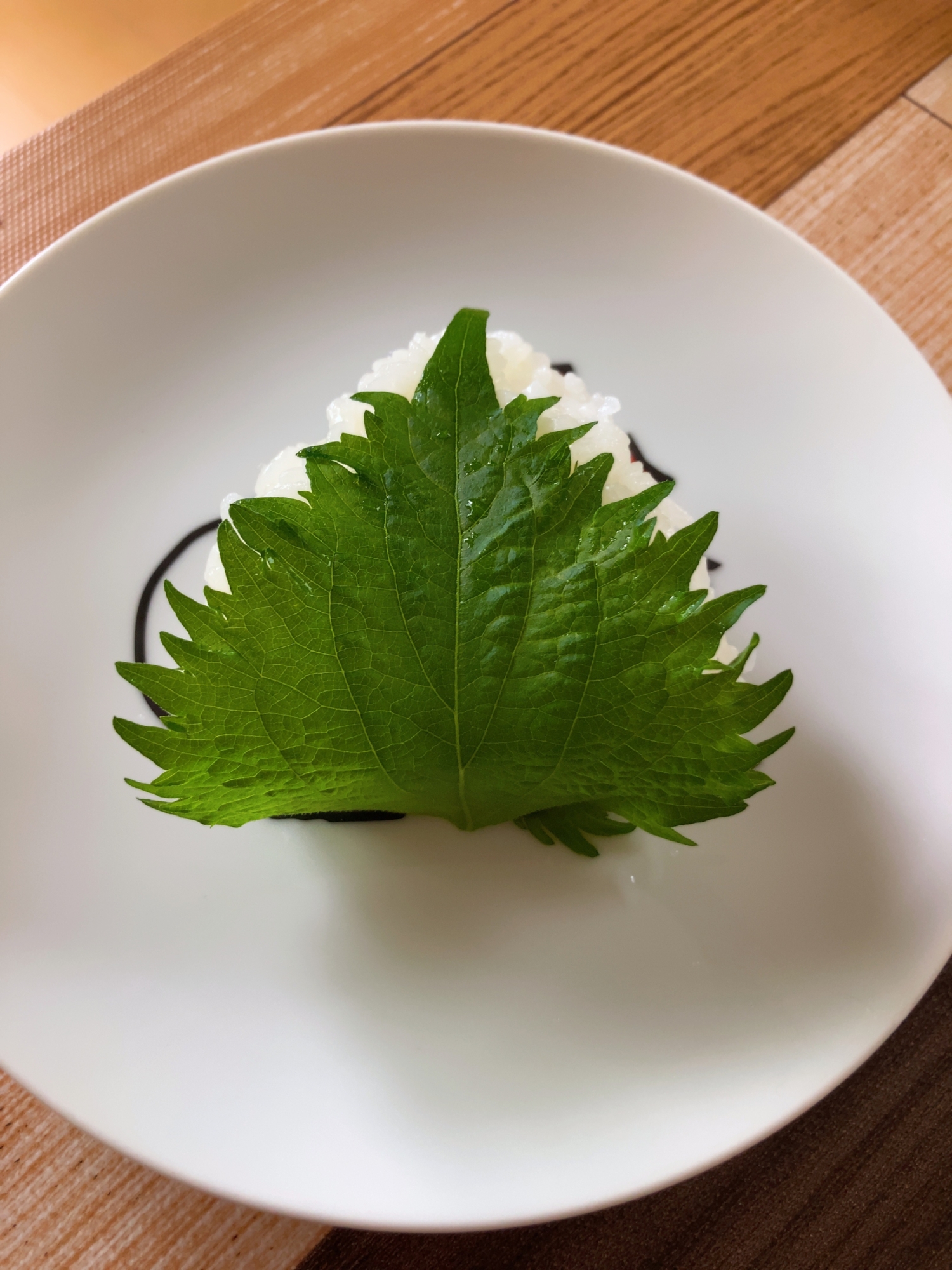 ツナマヨ大葉巻きおにぎり