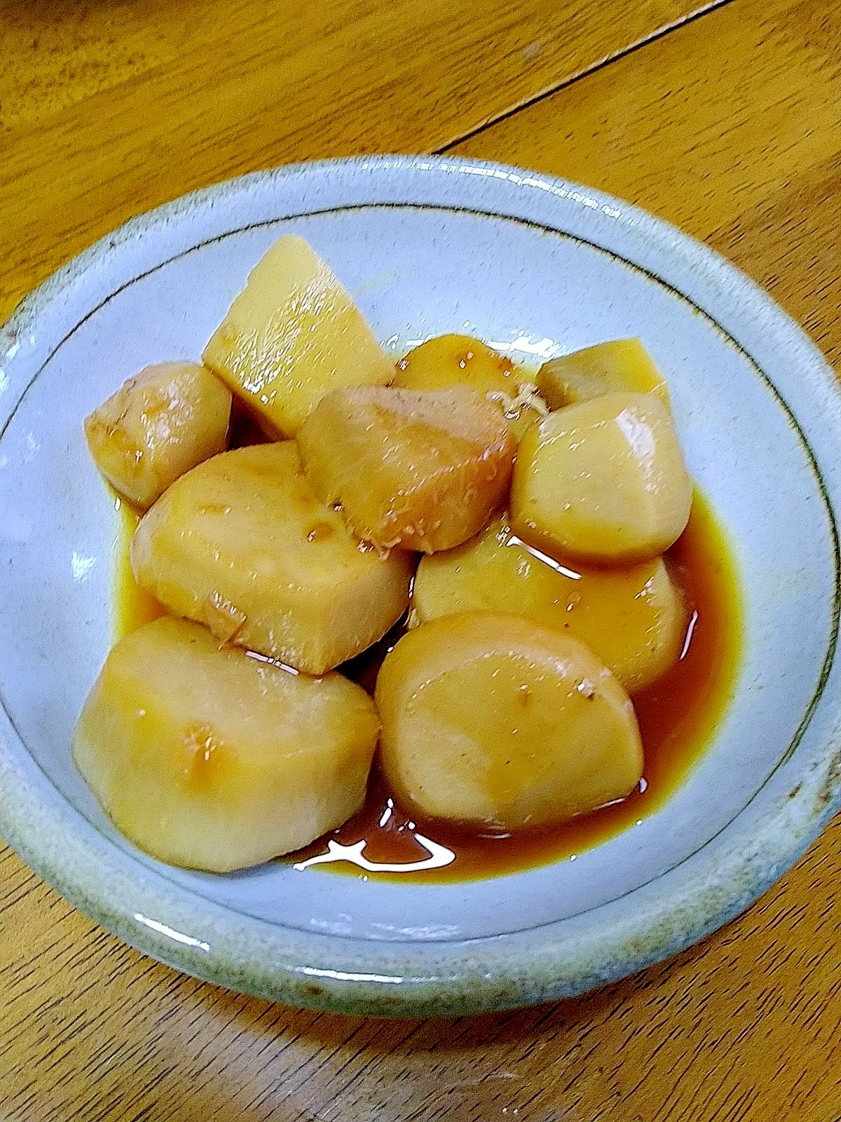 焼肉のたれで煮る里芋煮