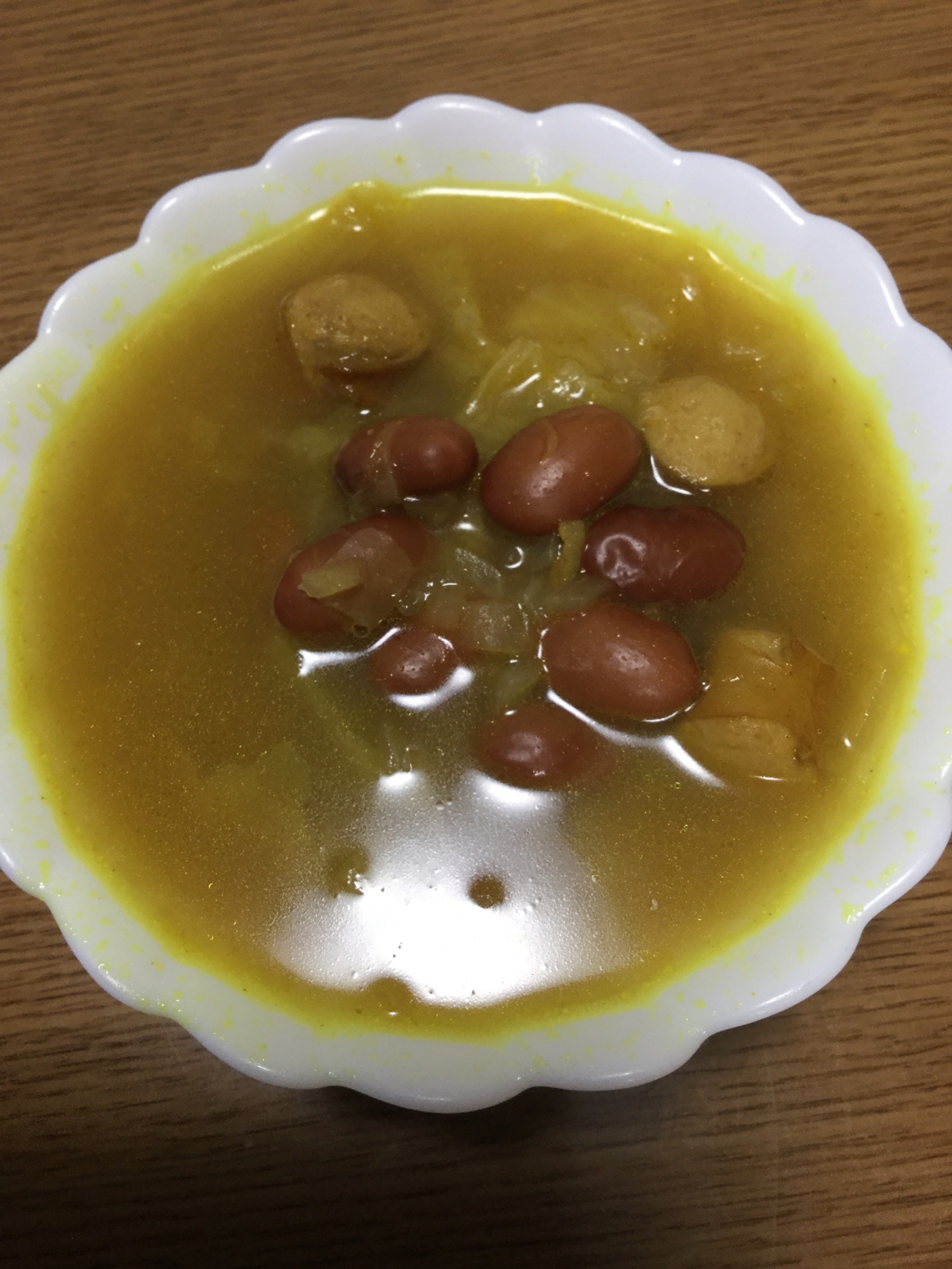 金時豆とウインナーのスパイシースープ