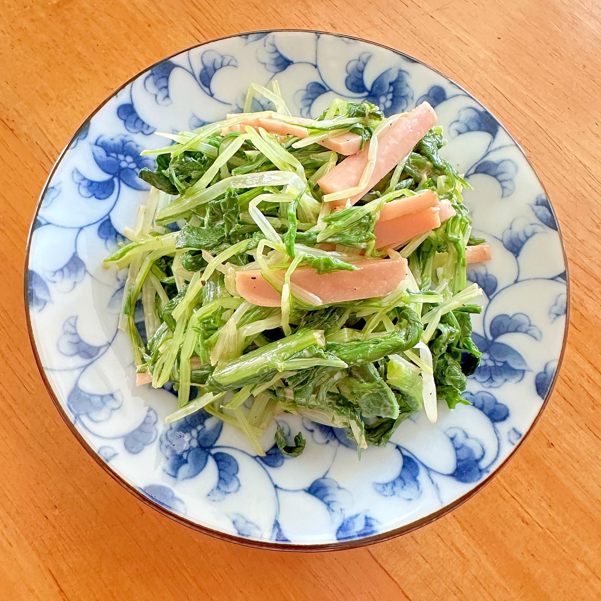 水菜と大根の葉のサラダ⋆⸜ ⚘ ⸝⋆