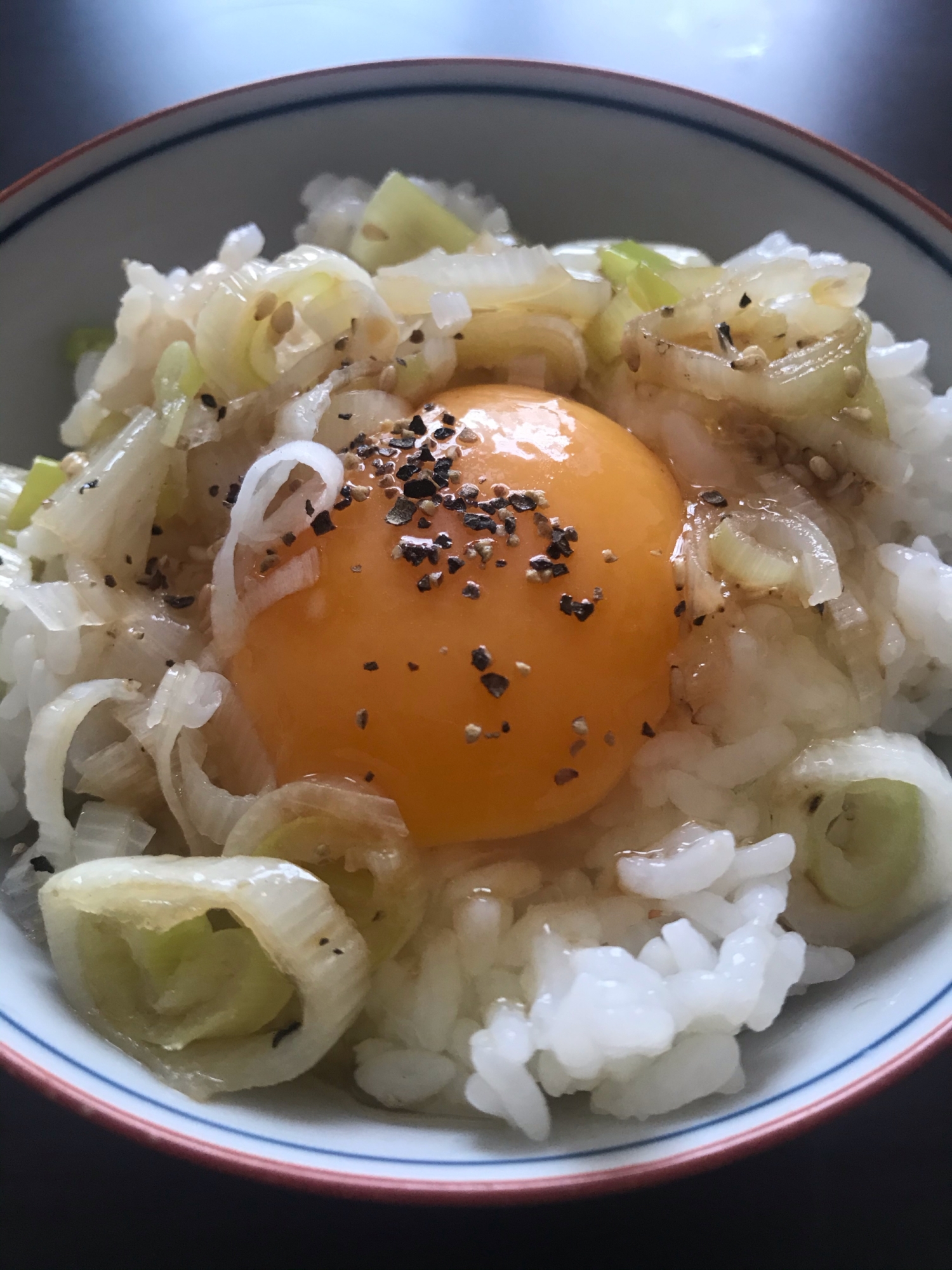 ごま油香る♪最強卵かけごはん