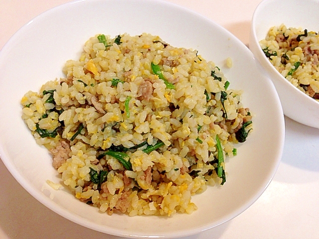 懐かしい味☆ほうれん草と椎茸の醤油炒飯