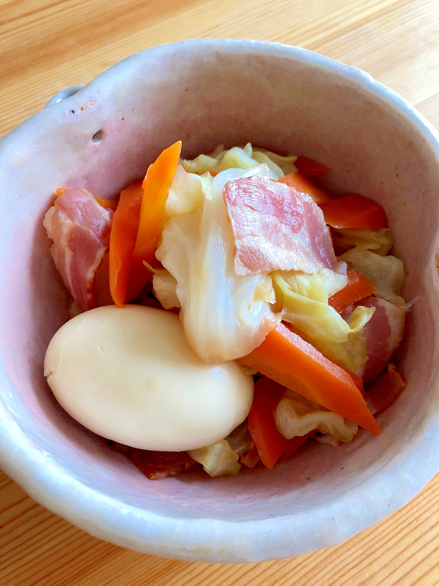 ささっと☆ベーコンとキャベツの煮物