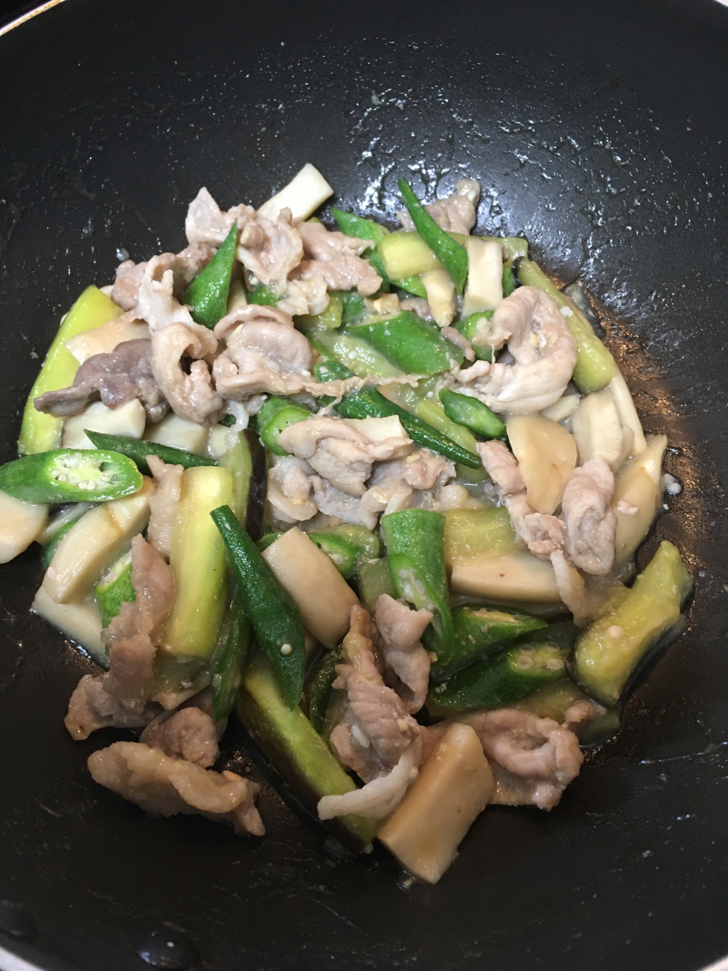 オクラとナスの豚味噌いため
