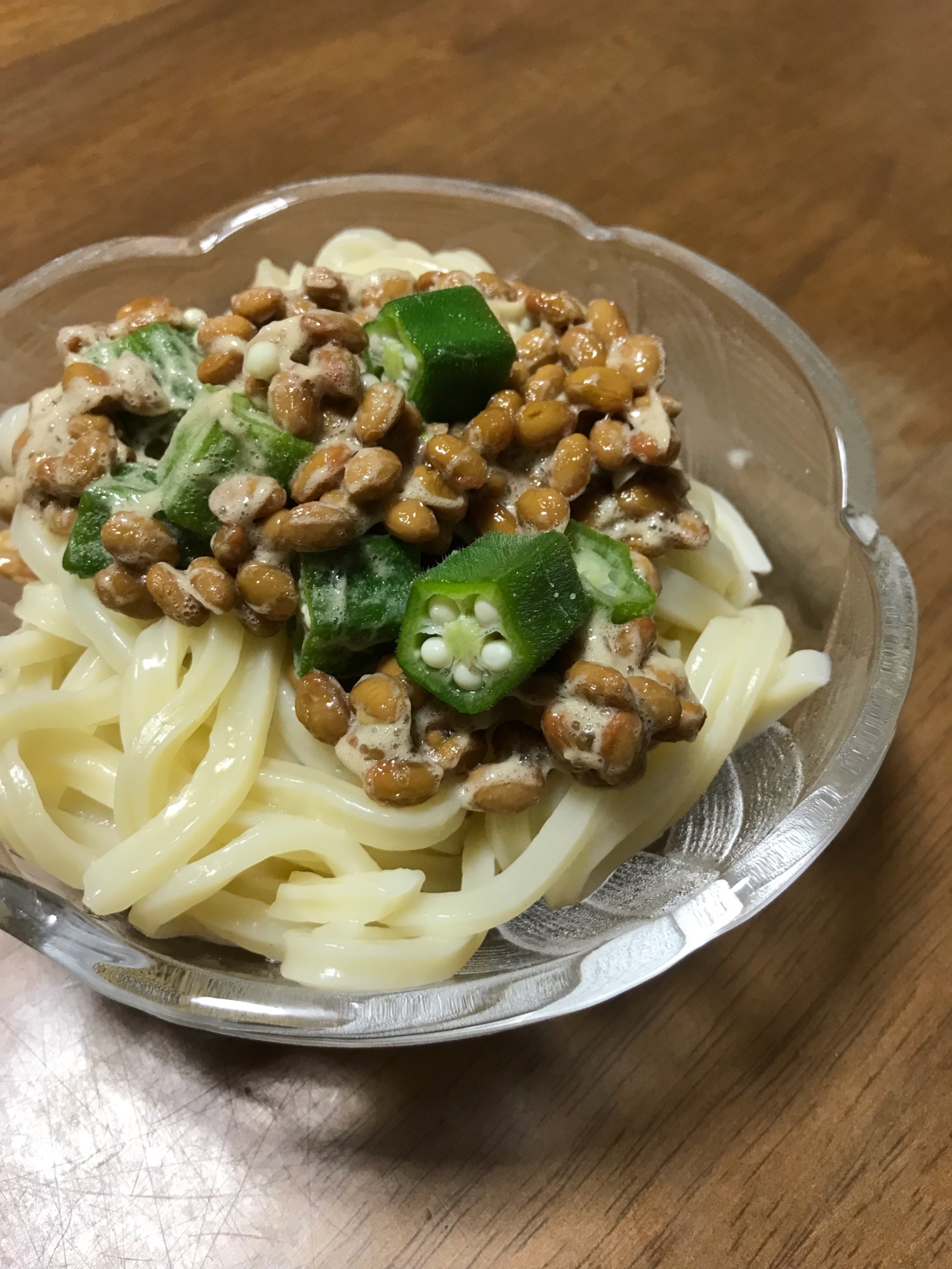 納豆とオクラ和えうどん