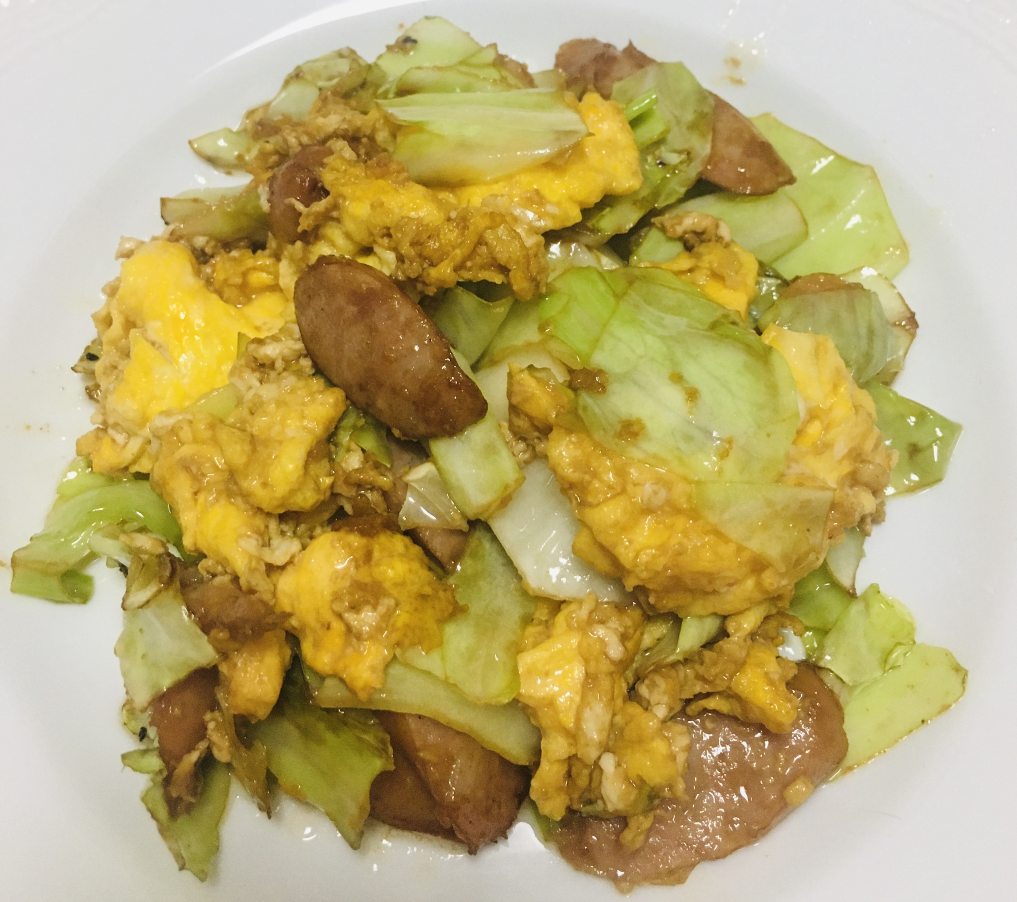 ★ご飯が進むコスパ飯★キャベツとウィンナーの卵炒め