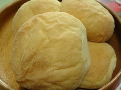 形が・・・メロンパンのお化けみたいになっちゃいましたが、味は超最高っマクドのんよりずぅ～っと美味しい♡レシピにすっごい感謝です（*＾０＾*）