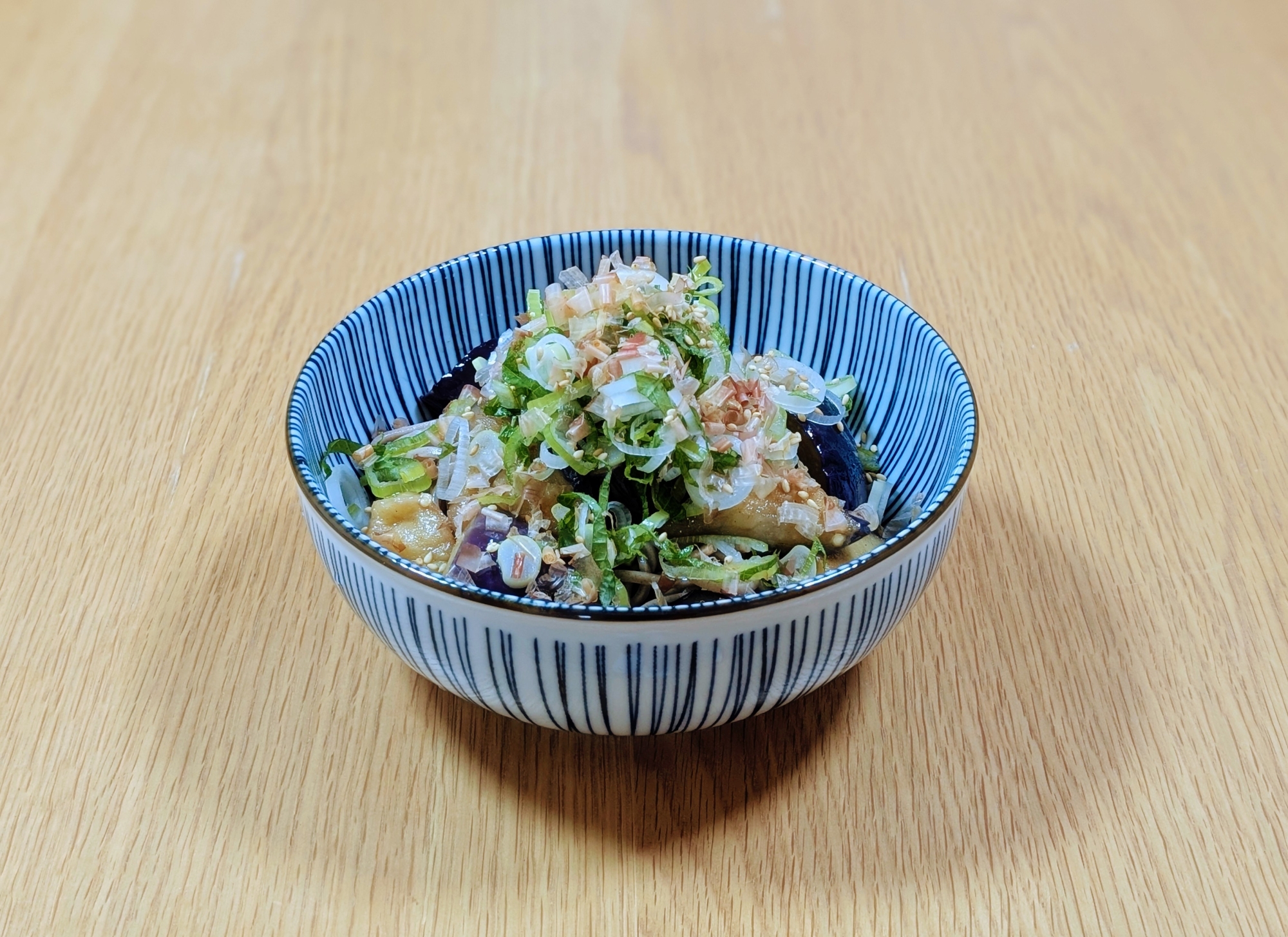薬味たっぷり揚げ茄子冷やし蕎麦