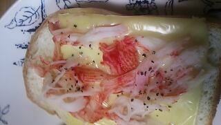 かにかま＆とろけるチーズトースト