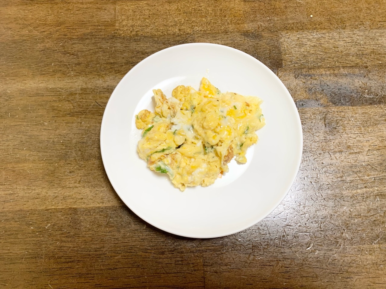 卵レシピ　大葉とチーズのスクランブルエッグ