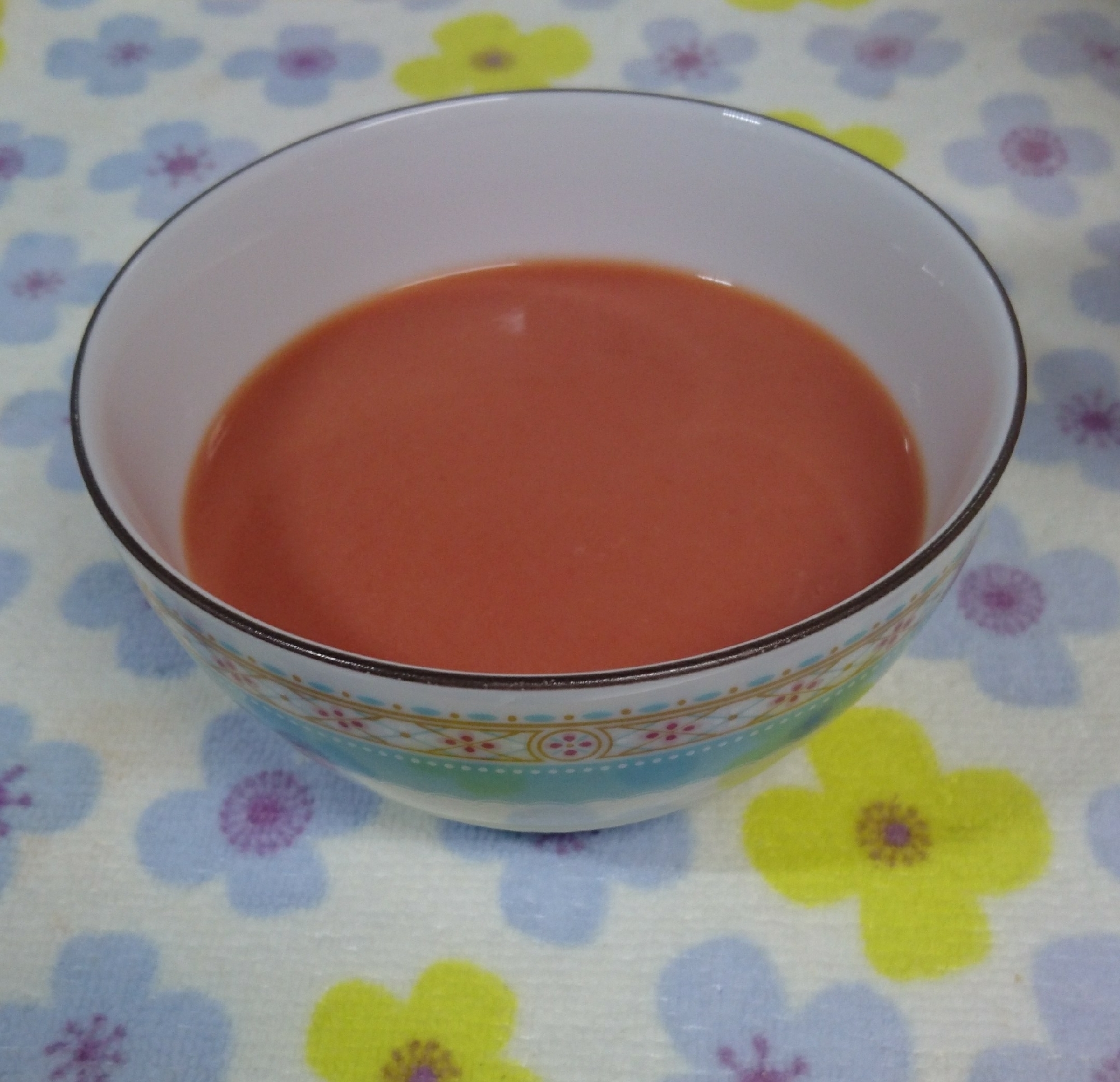 冷でも温でもイケる！トマトジューススープ