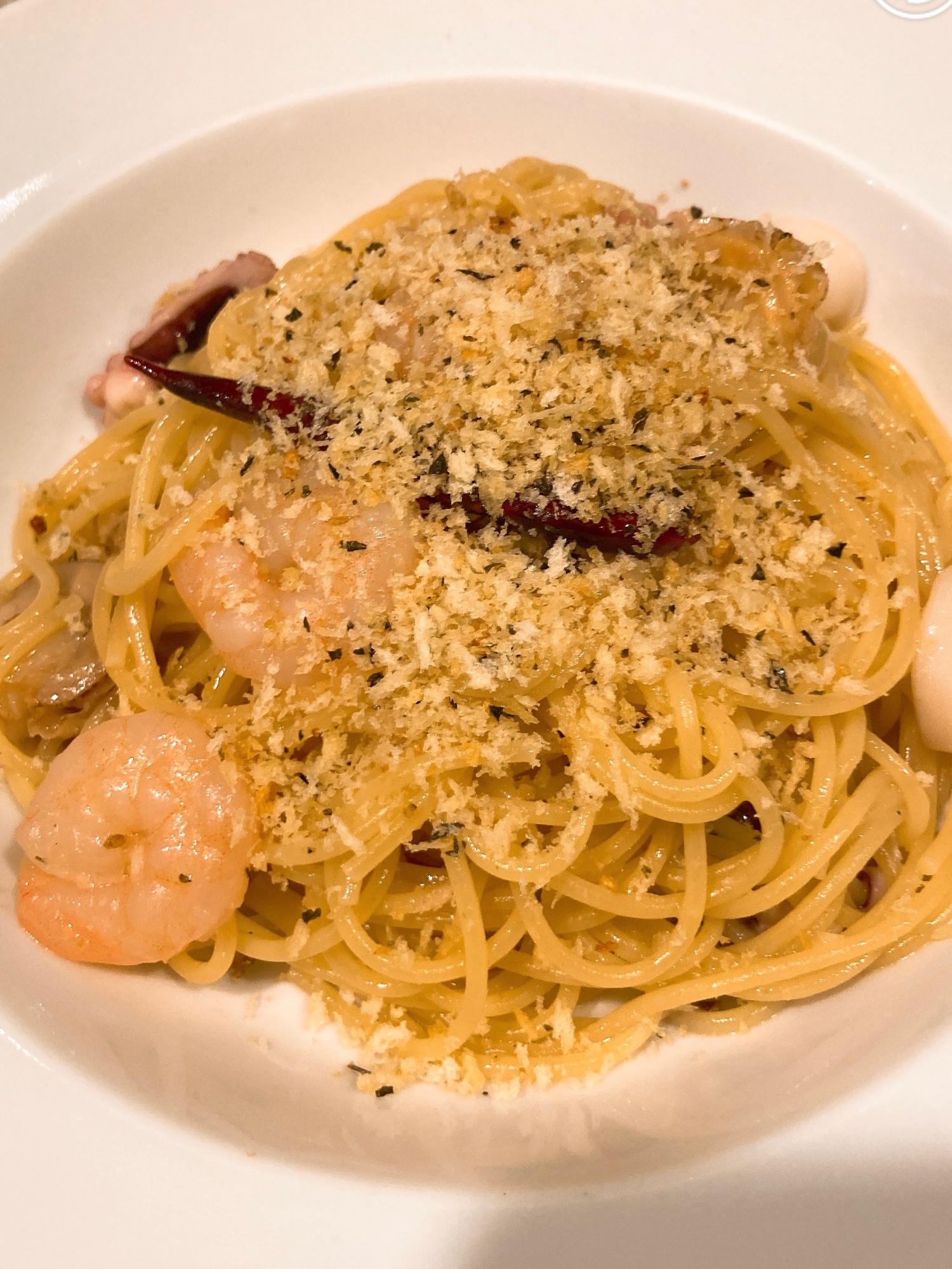 魚介のビアンコパスタ 香草パン粉風味