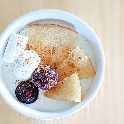 今日のヨーグルト♡りんごマシュマロブルーベリー