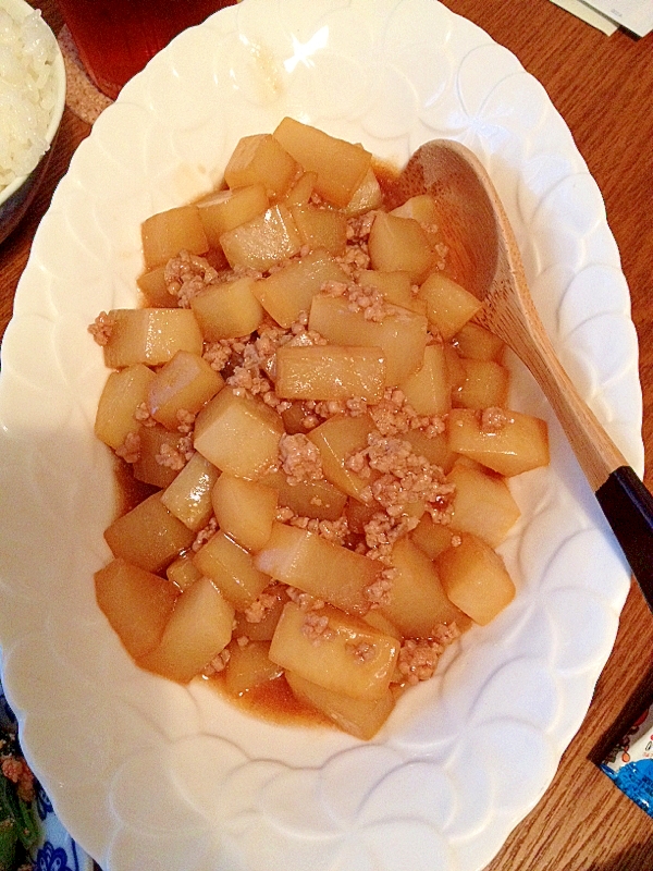 ご飯が進む！大根とそぼろ炒め