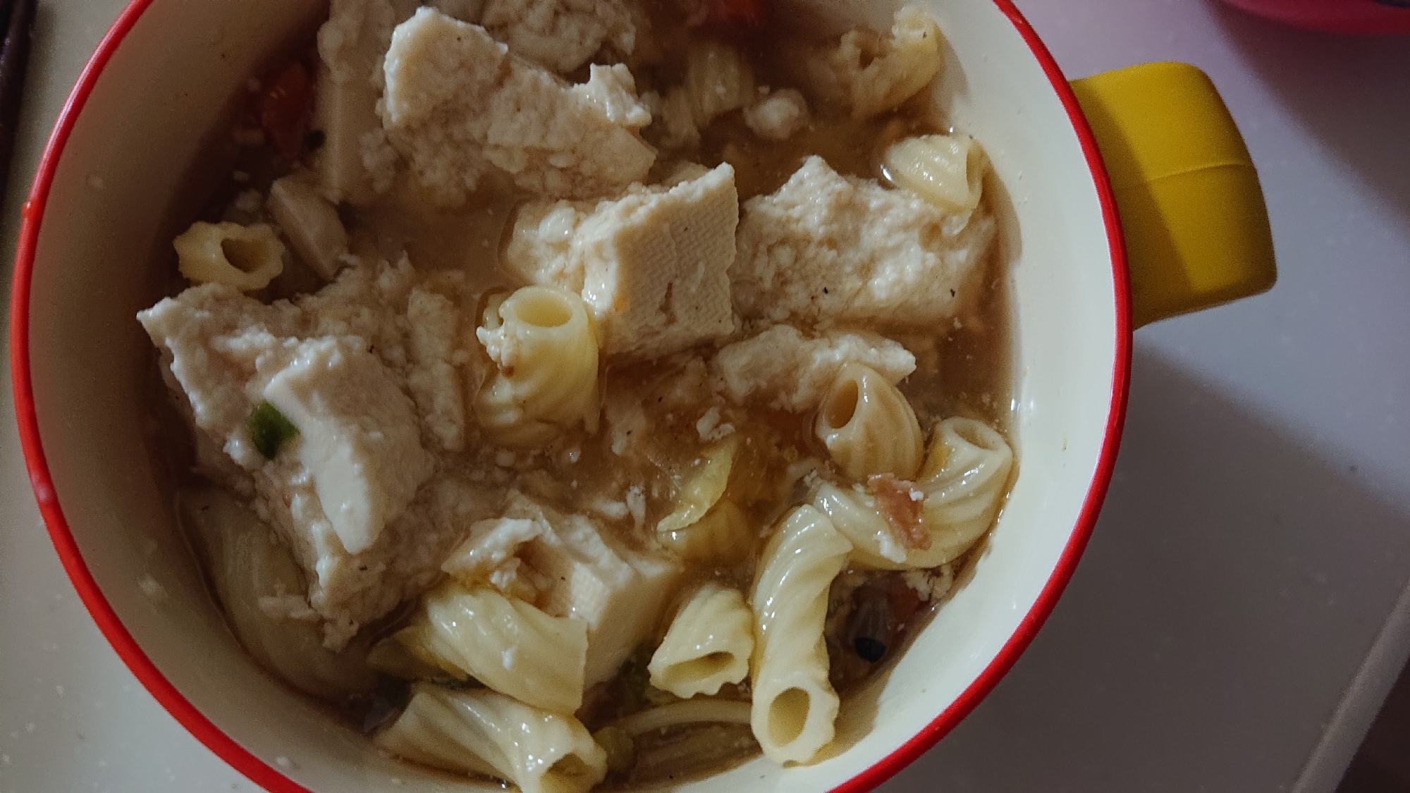 マカロニ豆腐スープ