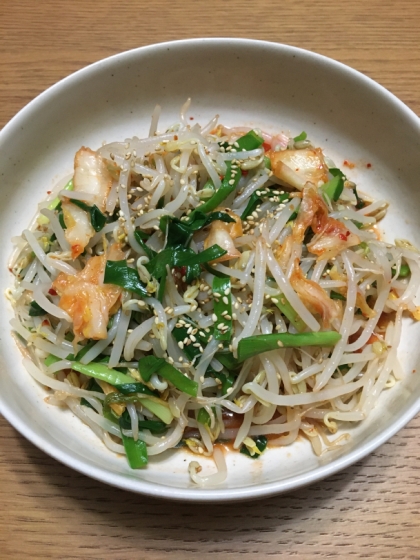 キュウリがなかったので、ニラをサッと茹でて入れました。たくさん作ってモリモリ食べました(^^)美味しかったです。