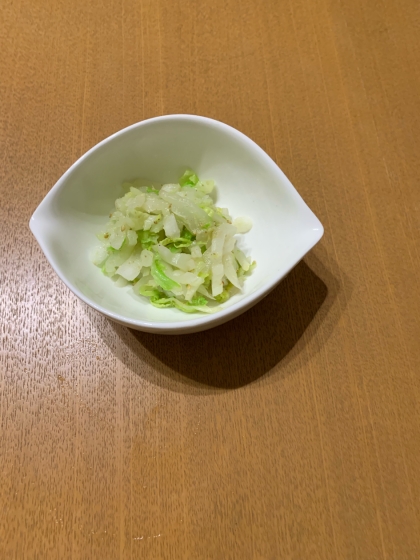 電子レンジ調理☆蒸してたくさん食べられる白菜ナムル