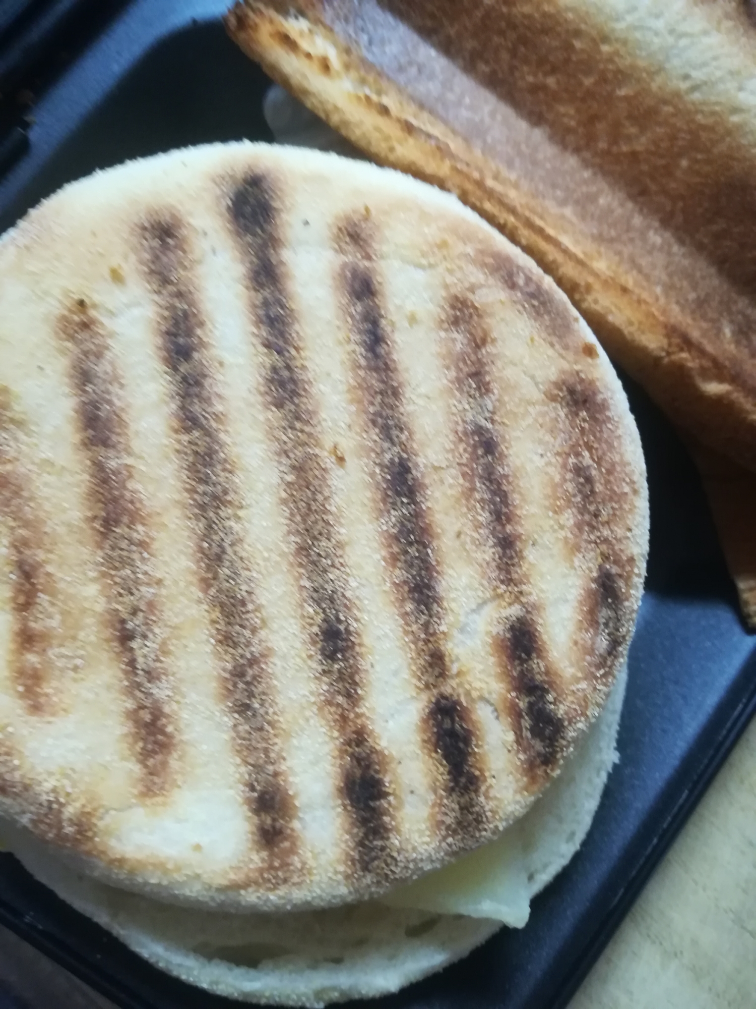 アップルシナモンのホットサンド