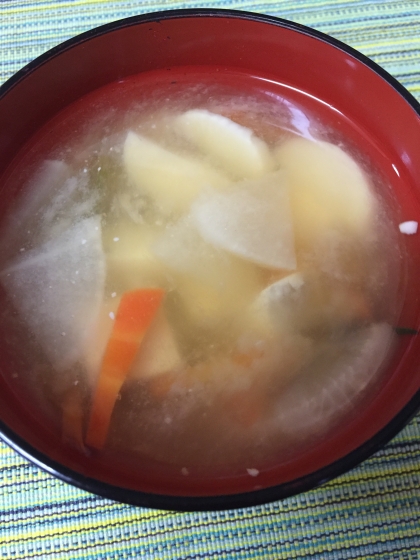 豆腐と野菜の味噌汁