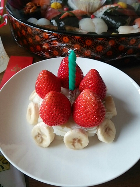 １歳にお誕生日ケーキ(アレルギーフリー)