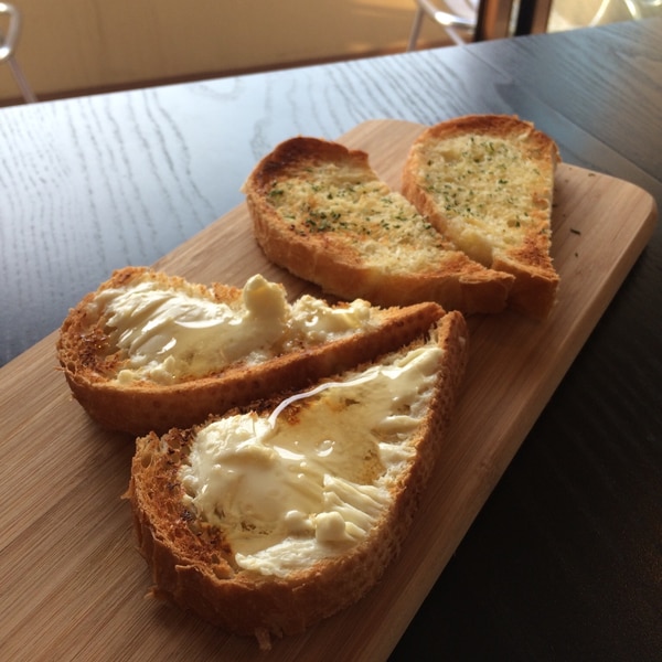 ワインのおつまみ クリームチーズと蜂蜜のバケット レシピ 作り方 By オジオジ 楽天レシピ ワインのおつまみ クリームチーズと蜂蜜のバケット レシピ 作り方 By オジオジ 楽天レシピ