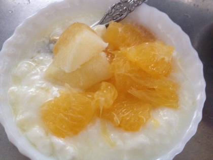 八朔で作りました。柑橘類にメープルシロップも合いますね(#^.^#)
美味しかったです。