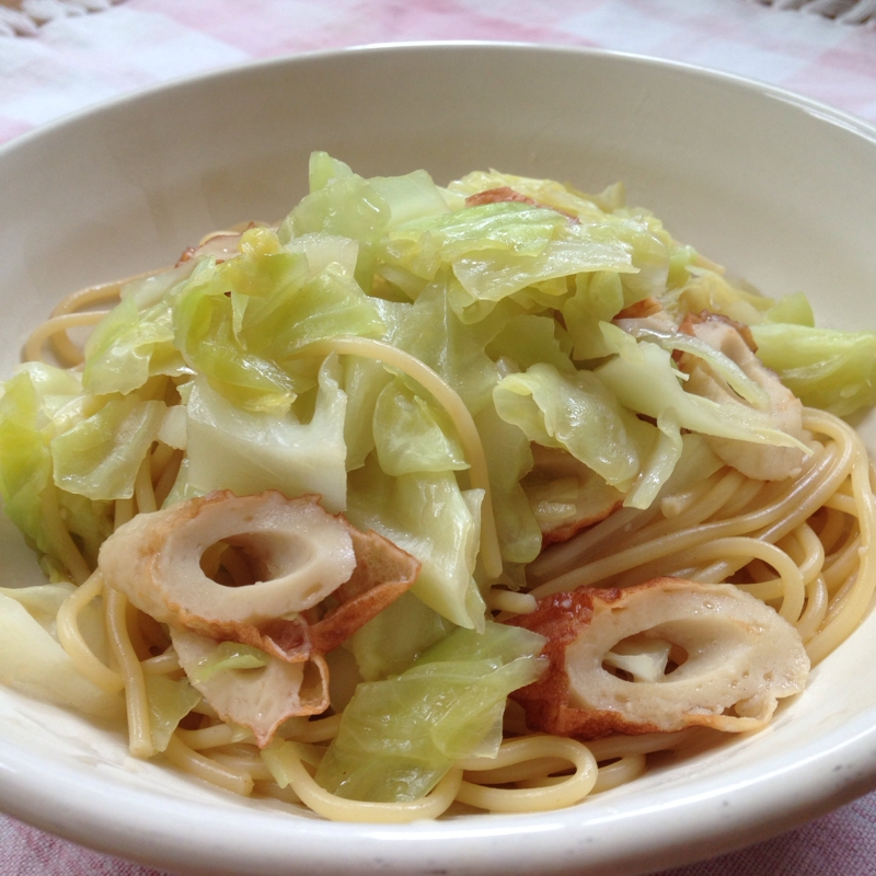 キャベツとちくわのパスタ♪