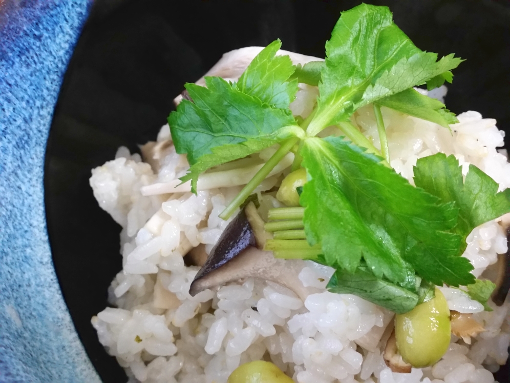 節約！　松茸のお吸い物の素 de 松茸風味おこわ
